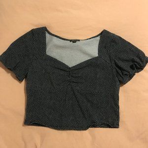 Cropped Sweetheart Top